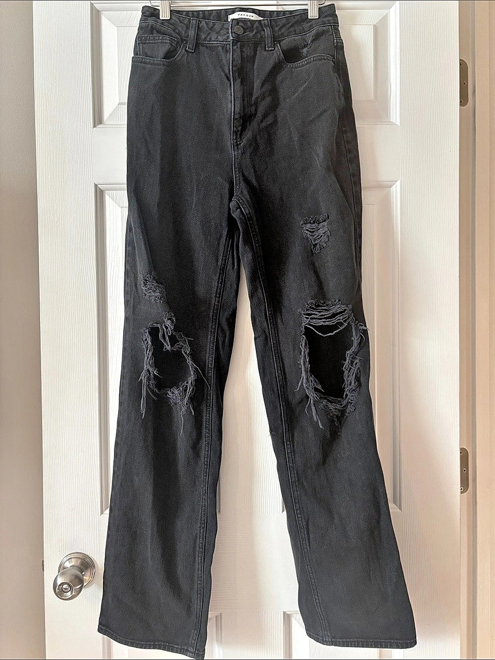PacSun Ripped '90s Boyfriend Jeans Black Waist 27